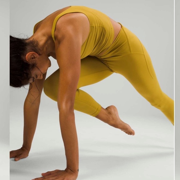 Lululemon Instill High-Rise Tight 25"
Auric Gold - Picture 3 of 10